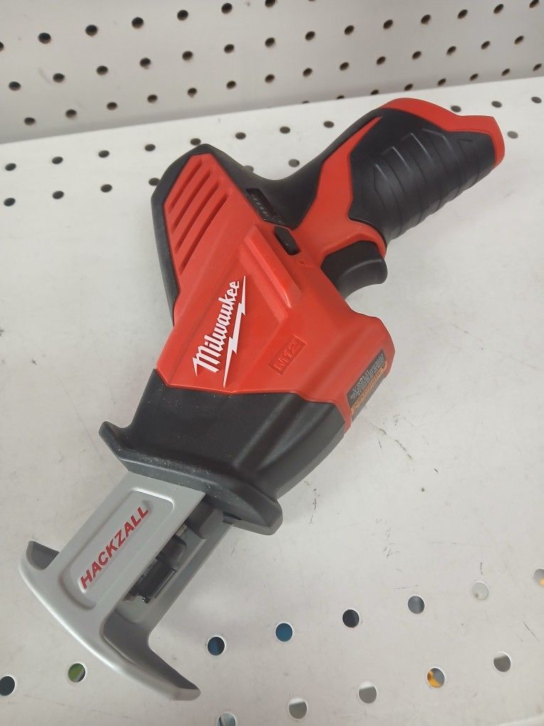 Milwaukee new hackzall 12M nuevo