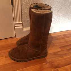 Ugh Boots Size 5
