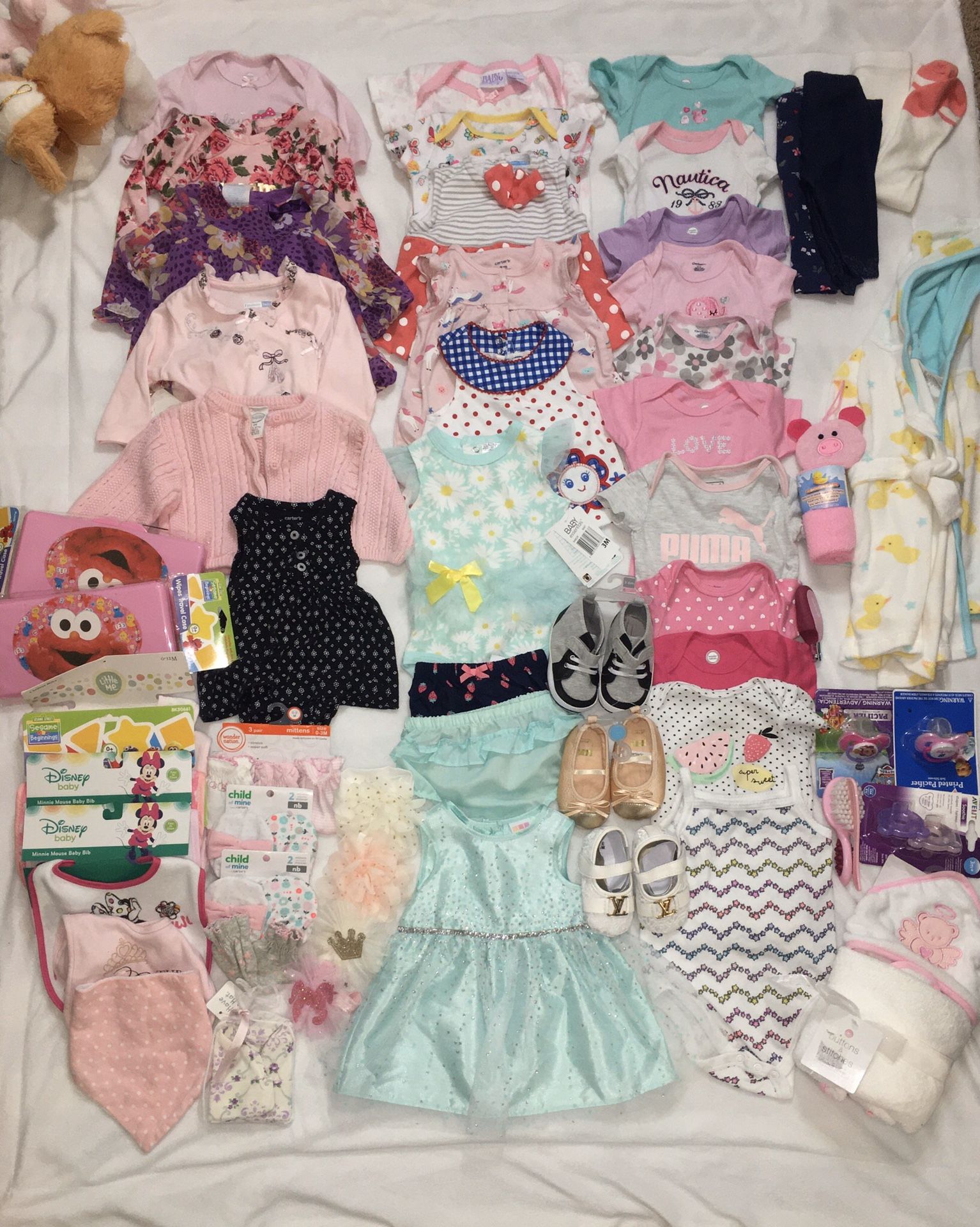 Bundle of Baby Girl Clothes NB-3 Months