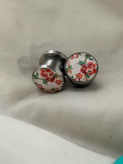 14mm Resin Rose Plugs Gauges