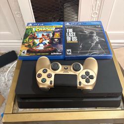 PS4 Slim 1TB + Controller + 2 Games