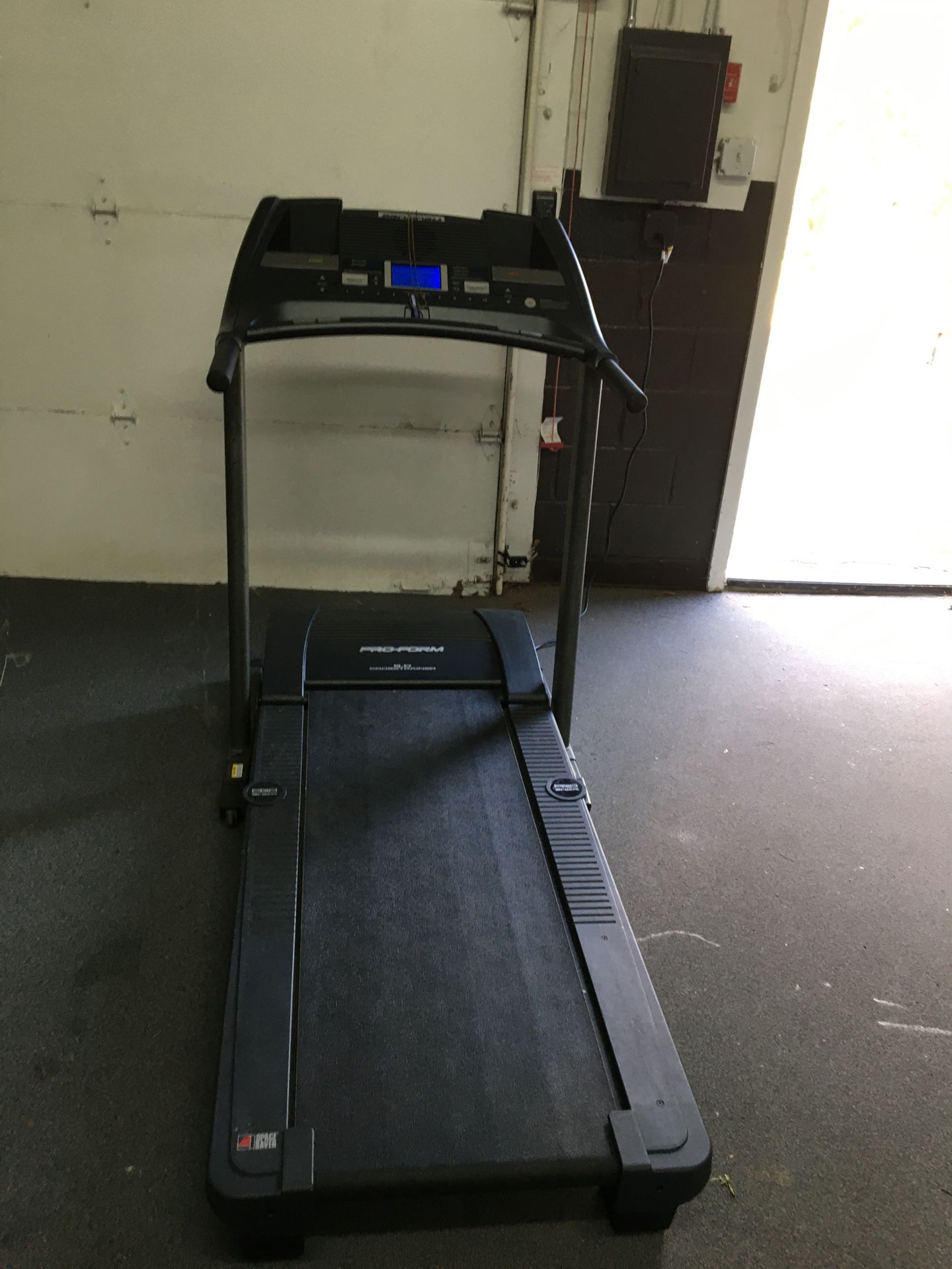 Pro form treadmill works great $125