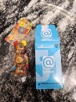 Medicom Bearbrick Series 51 Chupa Chups (Full Kit)
Open Box to confirm figure
 Sealed in bag with card 

Pick up 77095 near Telge/West
