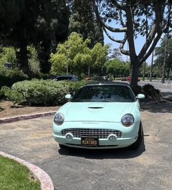 2004 Ford Thunderbird