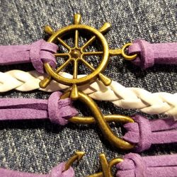 Bracelet Purple & White Leather Cooper Color Charms