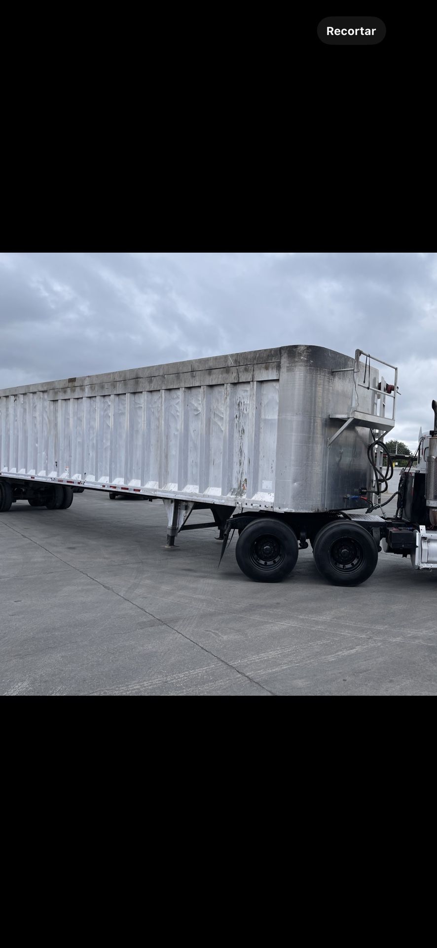 Trailer 2014 Warren Walking Floor 42FT 102”.