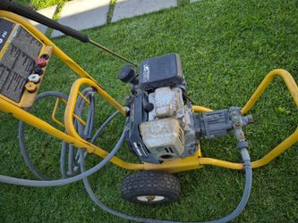Honda power washer for sale Works Strong