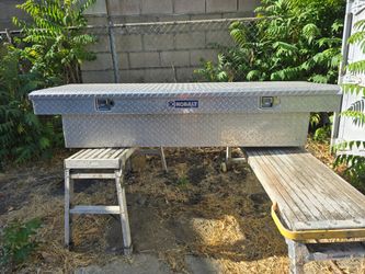 Kobalt Aluminum Crossover Truck Tool Box (With Accessories)