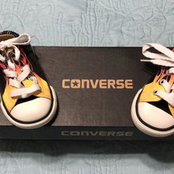 Baby CONVERSE All ⭐️Star Shoes- Size 3 ( Price is Firm )