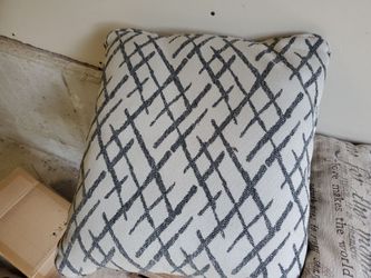 Couch/chair/bed pillows