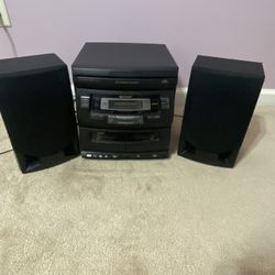 Disk/Tape Player With Speakers