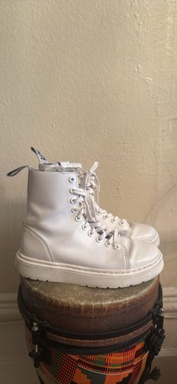 Women’s Sz 6