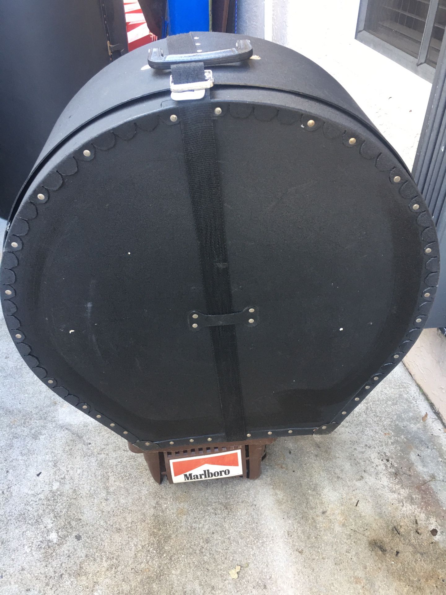 Adjustable musical steel drum case with special protection inside