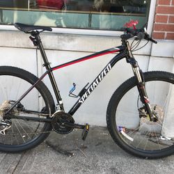 Specialized Rockhopper Shimano Components Disc Brakes Excellent Condition 