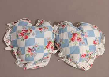 Floral Heart Shaped Throw Pillows – Ruffled Cottage Style (Set of 2)
