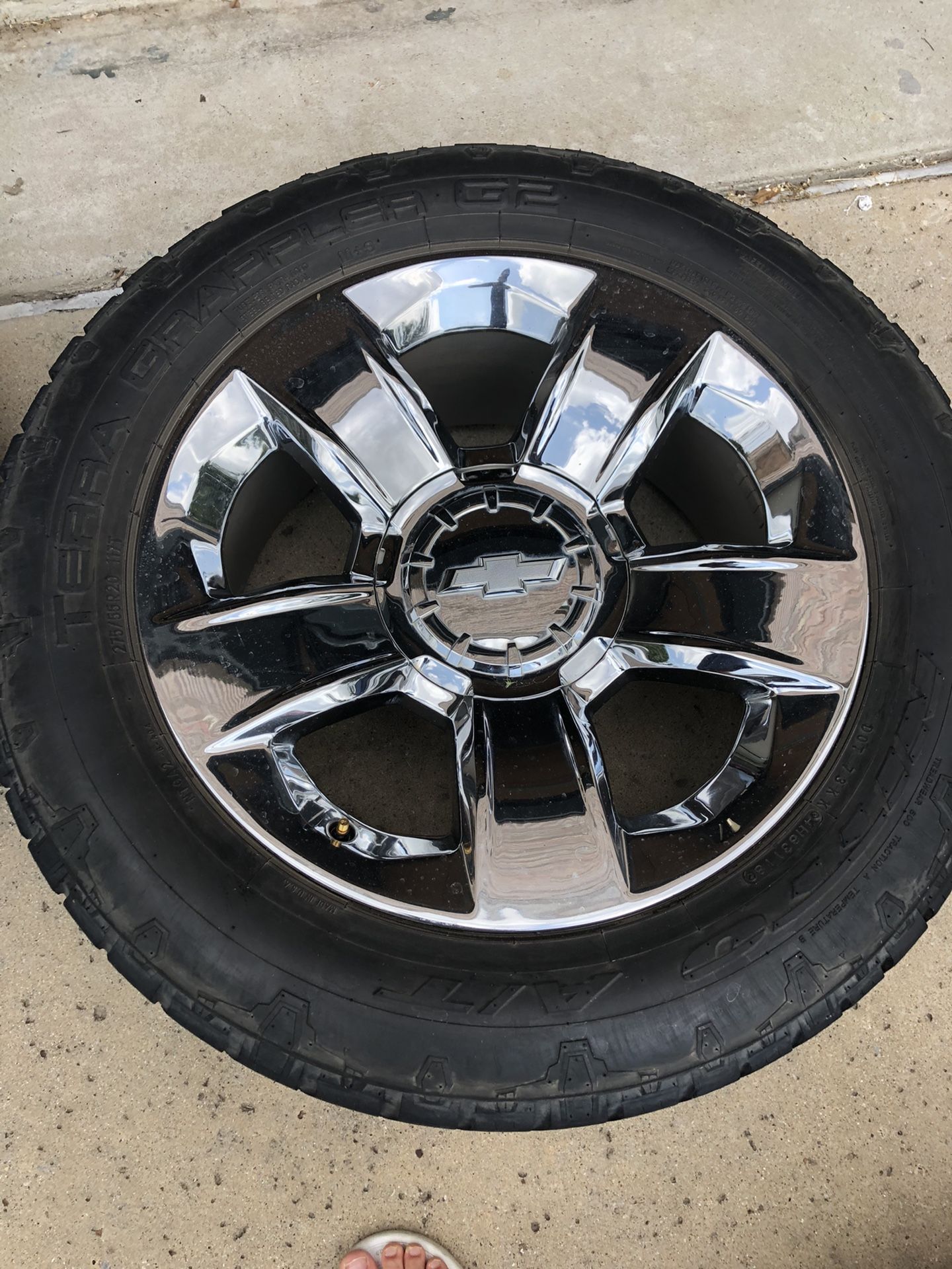 20” Wheels Chevy Silverado, Tahoe, Suburban Chrome Wheels