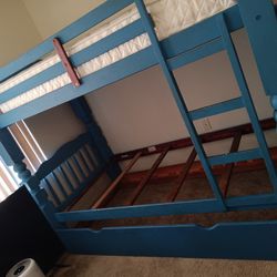 Bunk Bed + Trundle+ Drawer