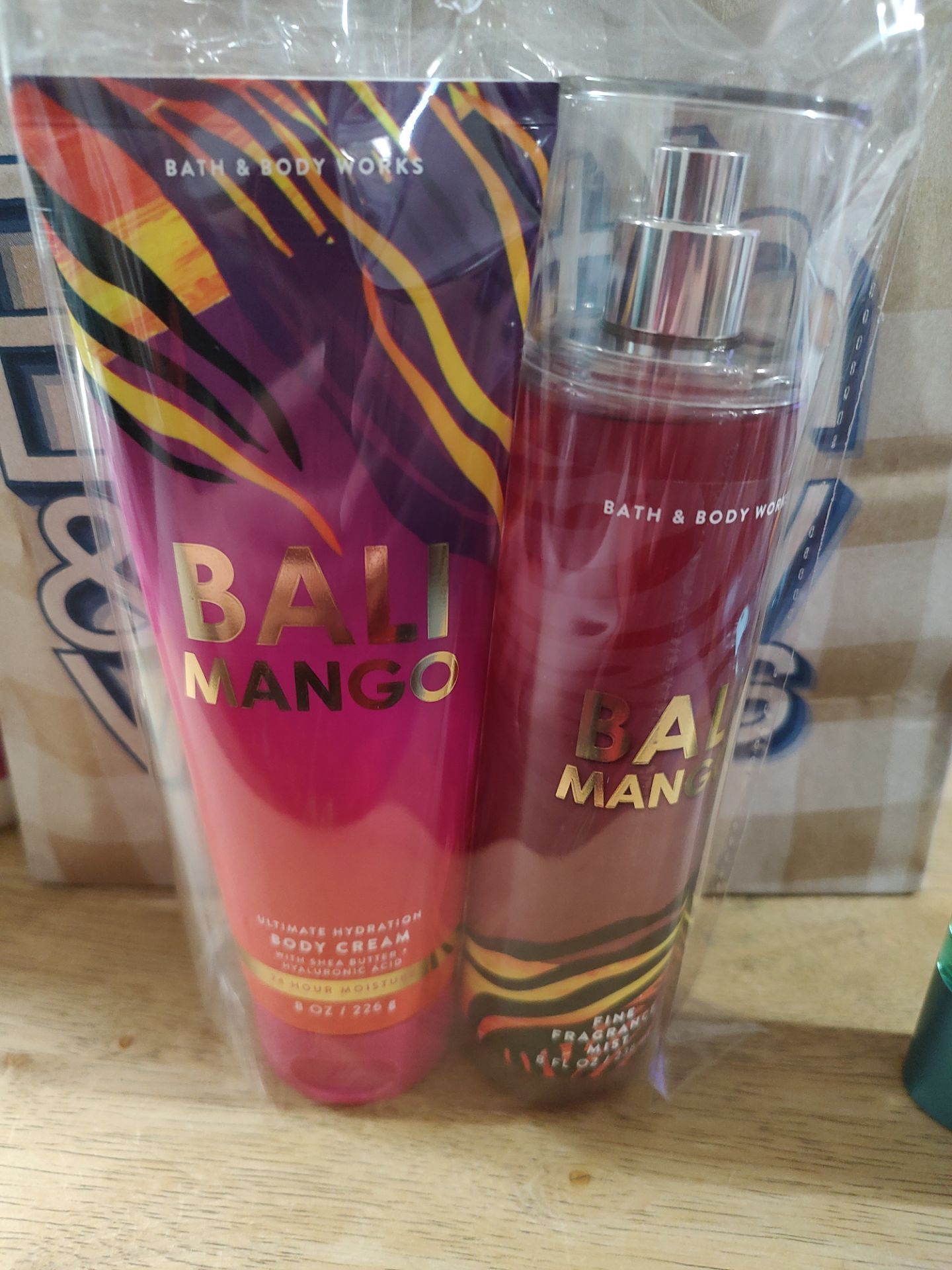 Bath & Body Works Bali mango two-piece set $18