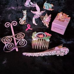 Vintage Brooches And Hair Accessories 