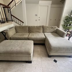 Free!!!! Sectional Sofa And Ottoman Set For Sale!!