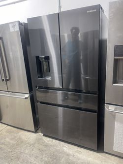 Sale !!  Refrigerator Samsung 4 doors 36” inches wide black stainless nevera heladera frío