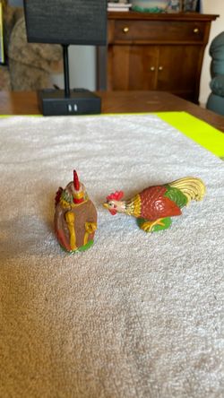 Rooster and Hen Ceramic Figurine Set