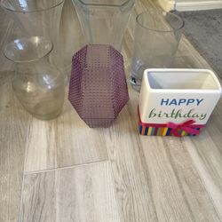 6 Flower Vases 