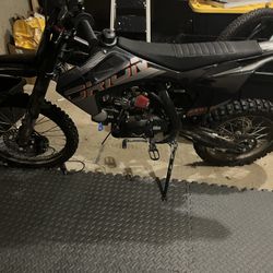 Orion 125cc Dirt bike.