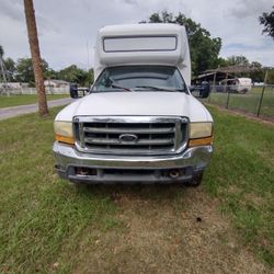 2000 Ford F-550