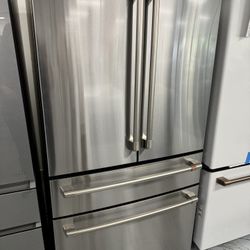 Café Counter Depth 4-door Refrigerator With Autofill Pitcher And Convert Drawer