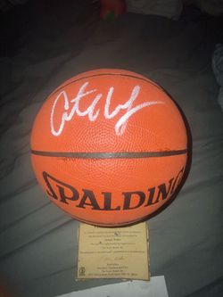 Antoine Walker Autographed Spalding Basketball with COA