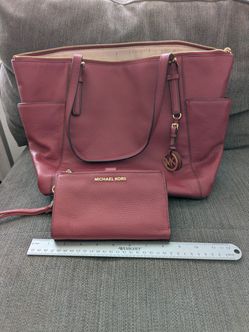 Michael Kors Tote And Wristlet