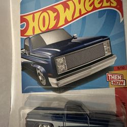 Super Treasure Hunt Hot Wheel Chevrolet Chevy Silverado 83