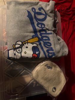 LA Dodgers Hello Kitty Hoodie and Pouch Set