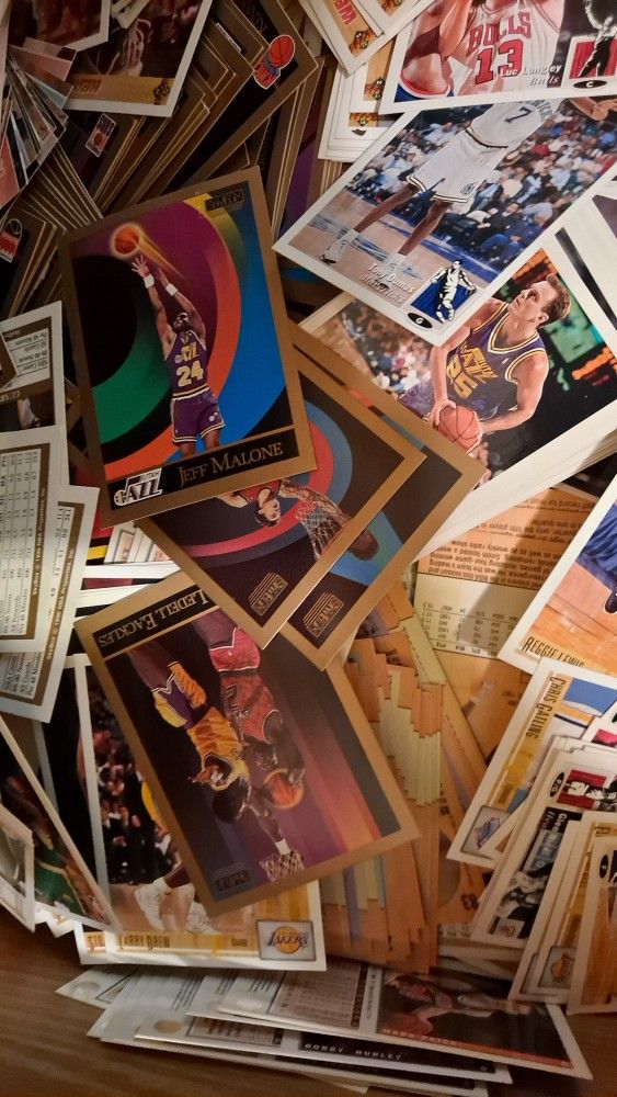 Large Lot of Basketball Cards 1988- 1998  some Rookies  2000  ct 