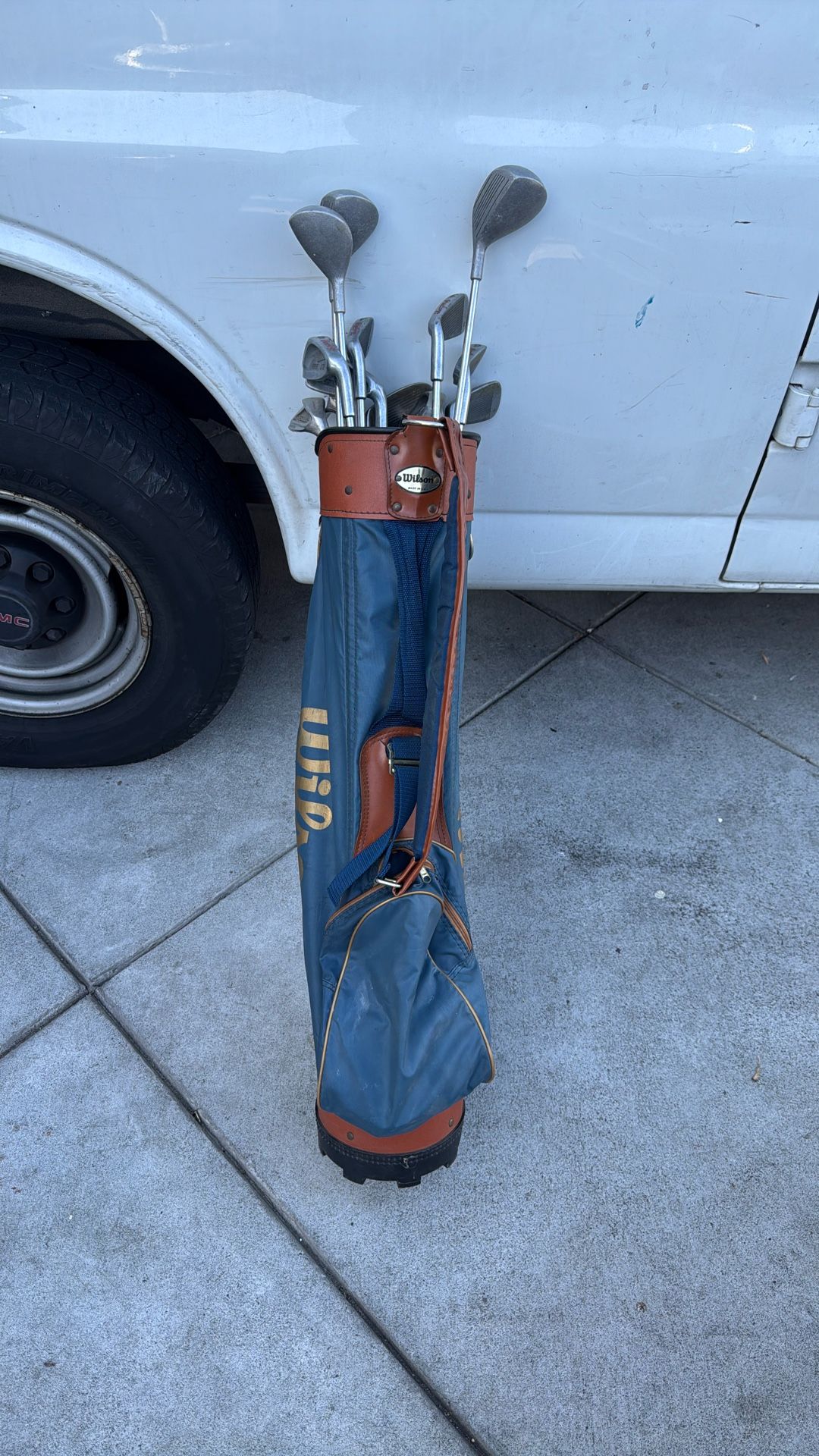 Vintage Wilson Golf Set Plus Extras Clubs
