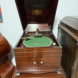 Victrola (Table Top)