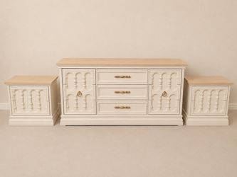 Professionally refinished Broyhill Spanish Mediterranean solid wood dresser nightstand Set