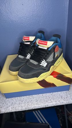 Air Jordan 4 Retro SP x Union “Off Noir” – Size 9.5 – Used