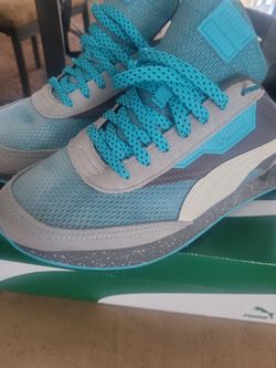 Puma Size 10 Men's  Worn 1 Time!!