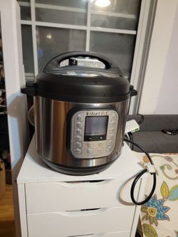 Instant Pot Nova Plus Electric Pressure Cooker