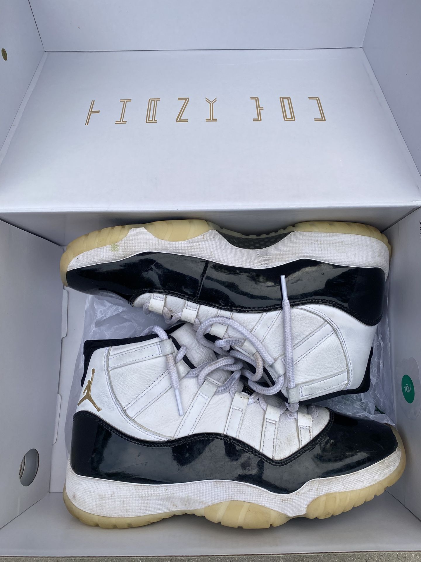 Jordan 11 Gratitude