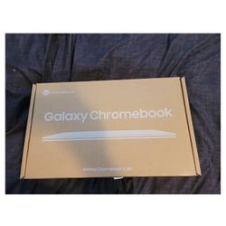 Samsung - Galaxy Chromebook 2 360 12.4" LED 2-in-1 Touch Screen Laptop - Intel Celeron- 4GB Memory -Intel UHD Graphics- 128GB - Silver