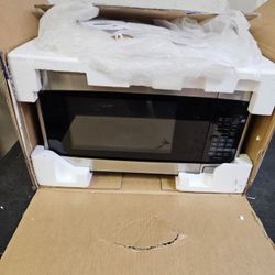 GE 1.1 Cu. Ft. Capacity Countertop Microwave Oven 