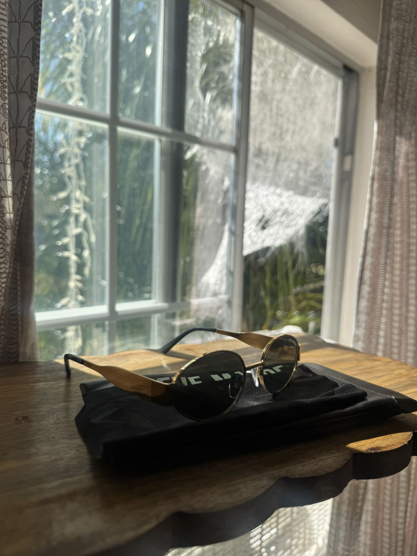 Steve Madden Mystie Gold Oval Sunglasses