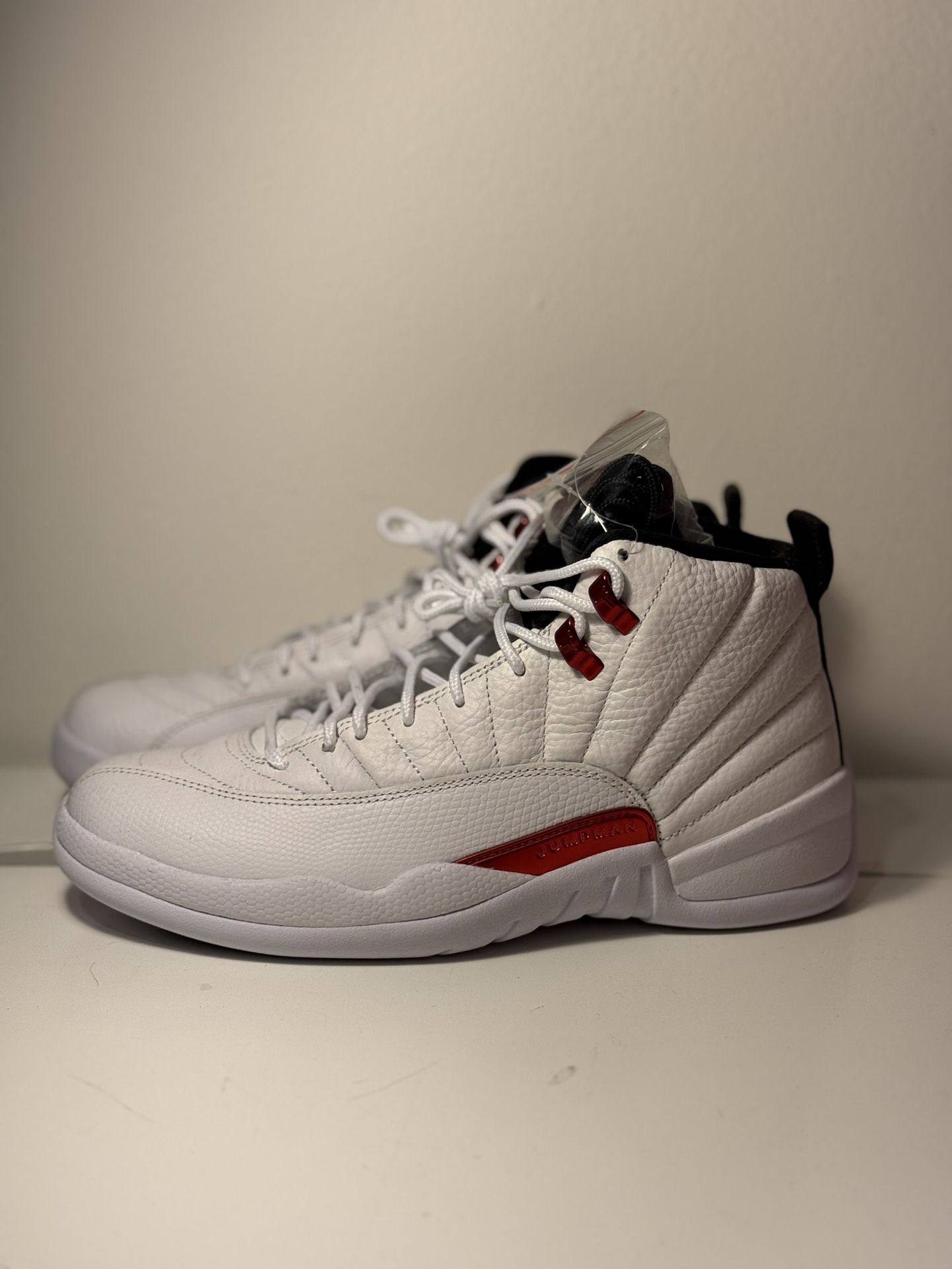 Twist Jordan 12 Size 9 New