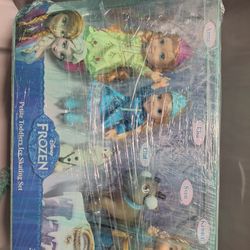 FROZEN DOLLS 