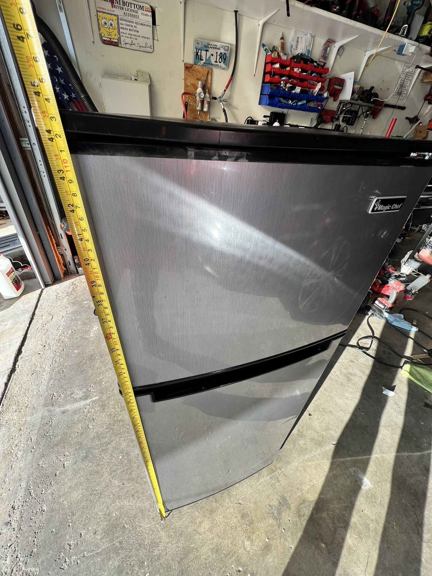 Magic Chef Refrigerator 44 Inch Tall