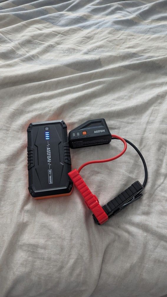Car Jump Starter