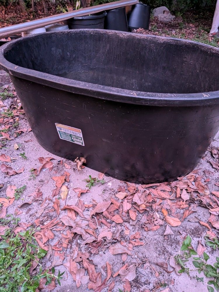 110 Gallon Tub